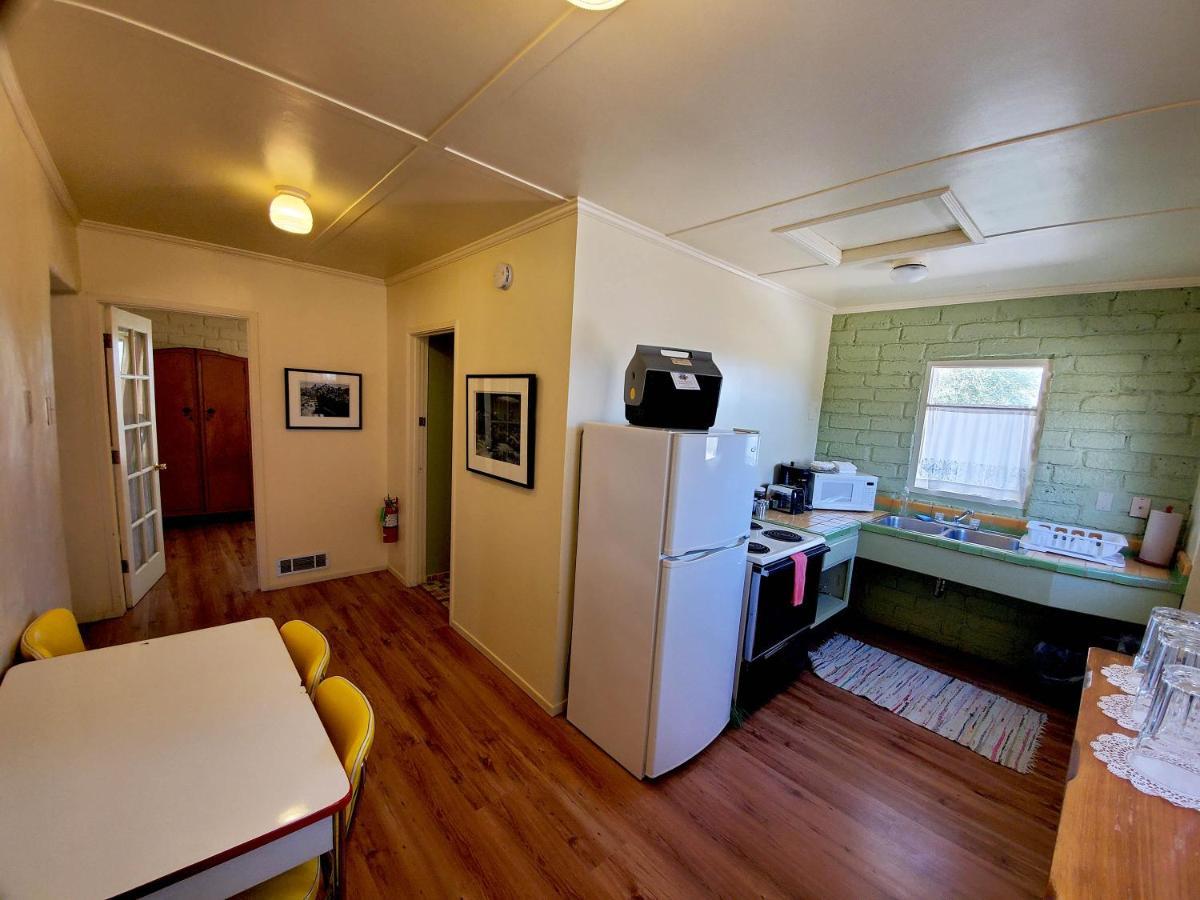 29 Palms Inn Twentynine Palms Bagian luar foto
